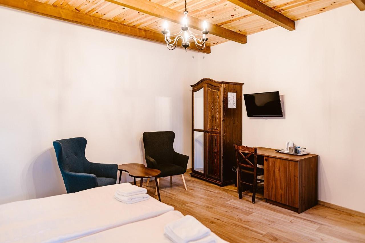 Sziklavendeghaz Aparthotel Veszprém Buitenkant foto